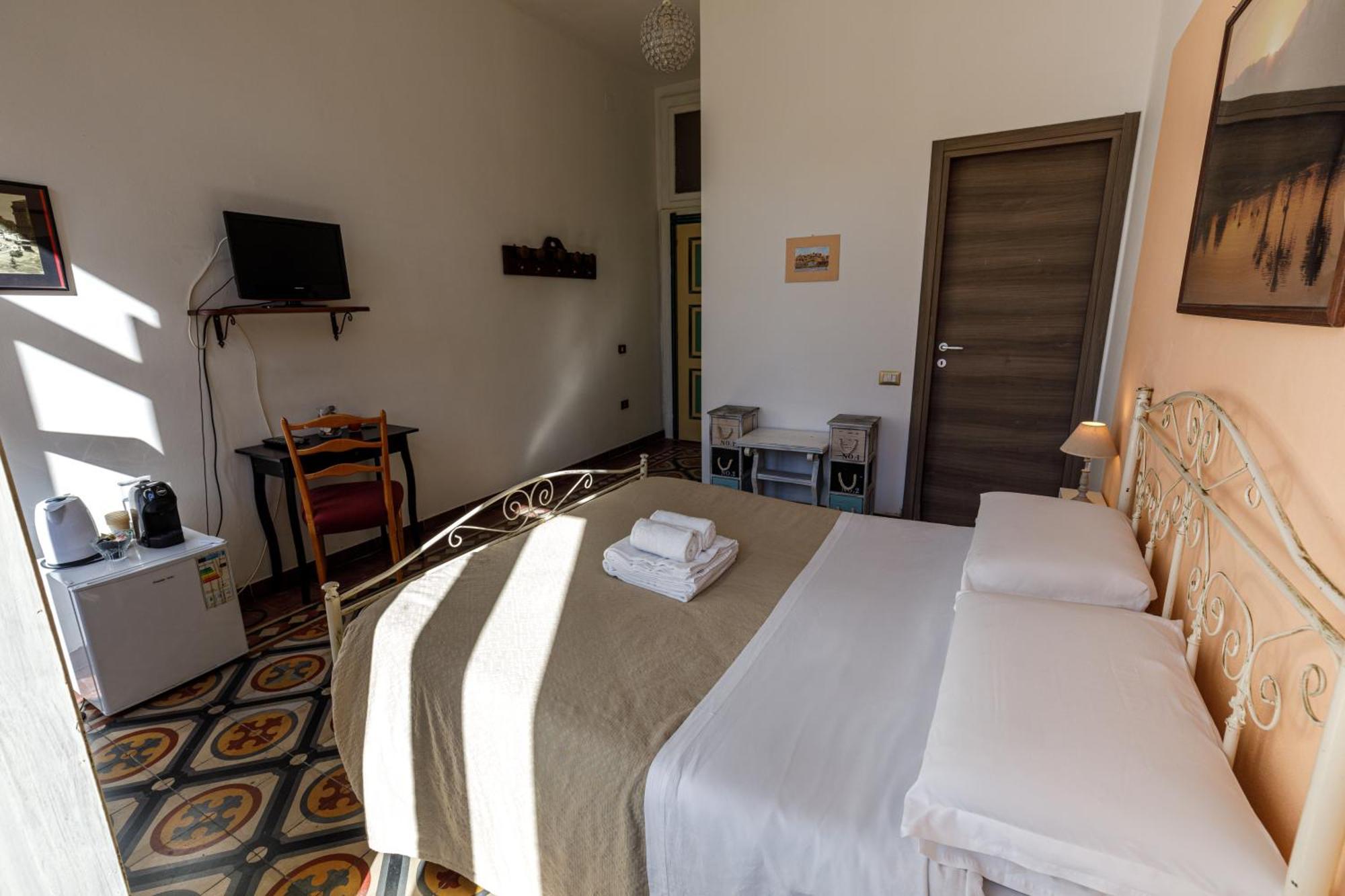 Onlyrooms III - Recommended For Under 30S Cagliari Pokoj fotografie