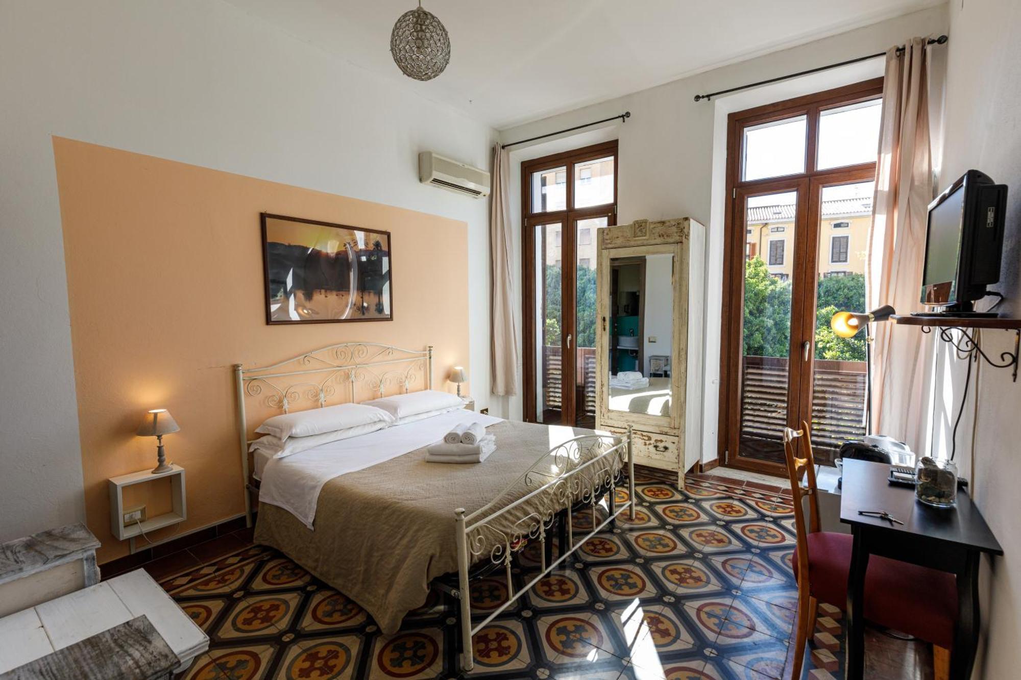 Onlyrooms III - Recommended For Under 30S Cagliari Pokoj fotografie
