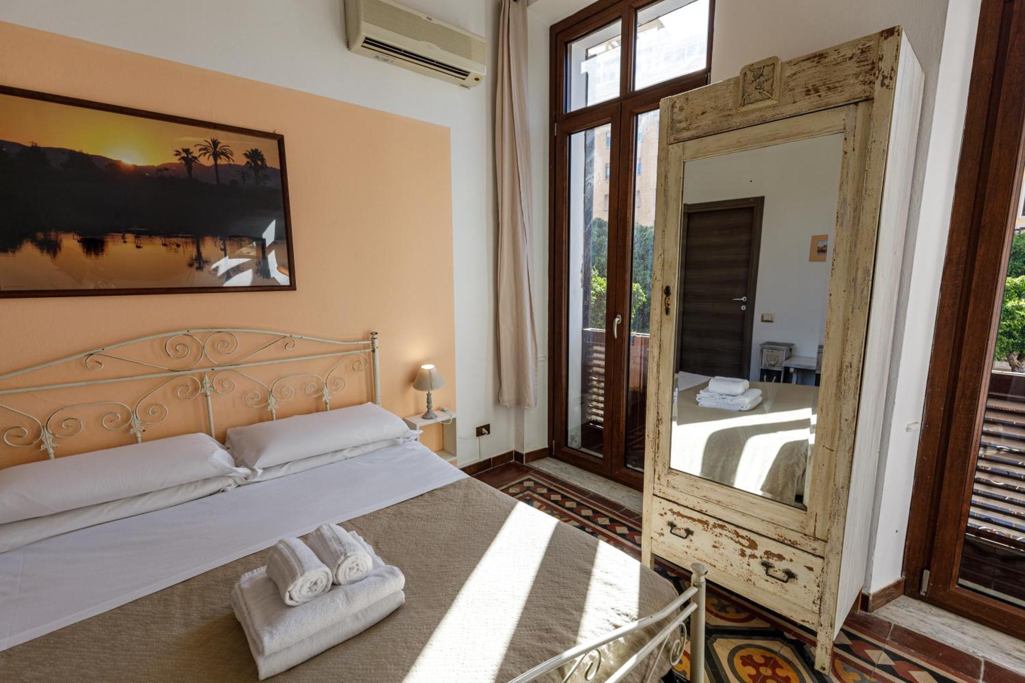 Onlyrooms III - Recommended For Under 30S Cagliari Exteriér fotografie