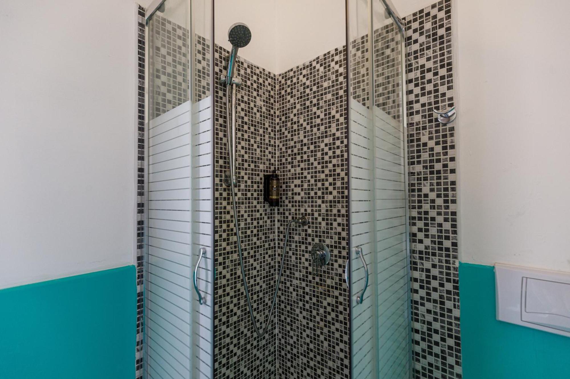 Onlyrooms III - Recommended For Under 30S Cagliari Pokoj fotografie