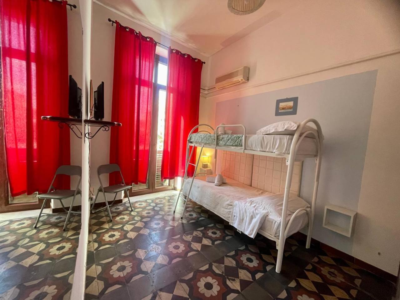 Onlyrooms III - Recommended For Under 30S Cagliari Exteriér fotografie